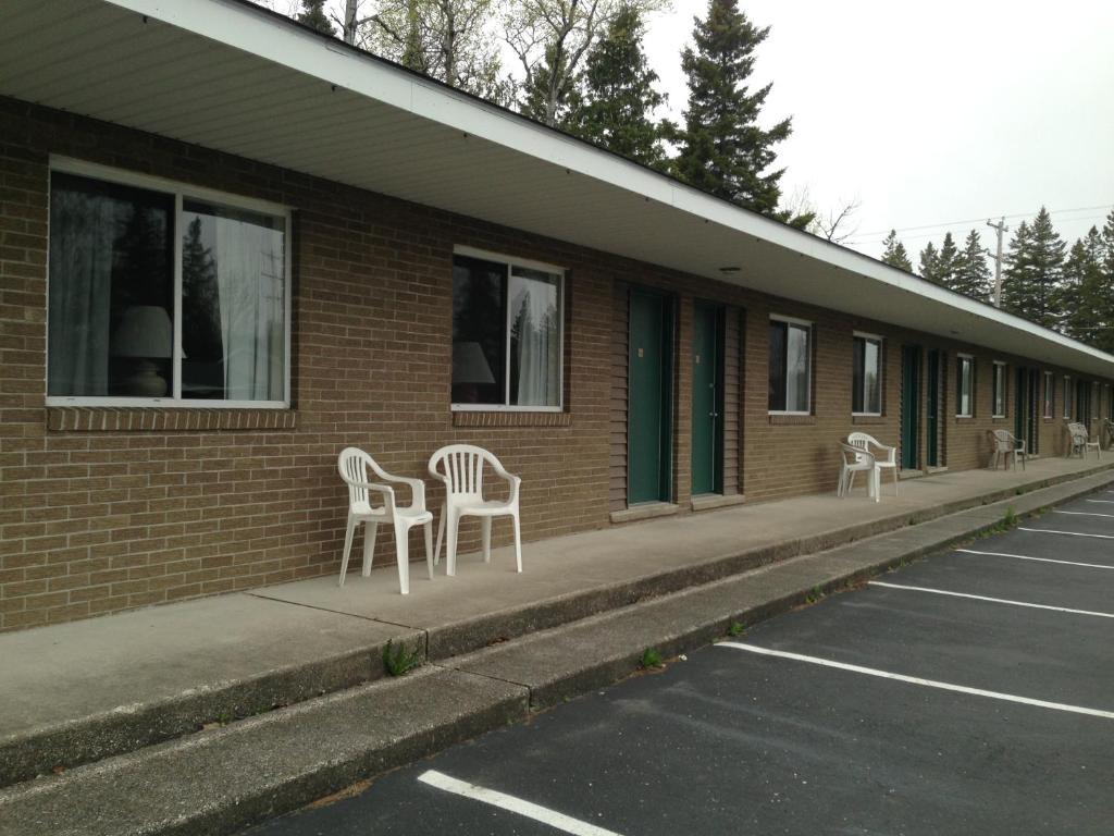 Capri Motel Mackinaw City Exterior foto